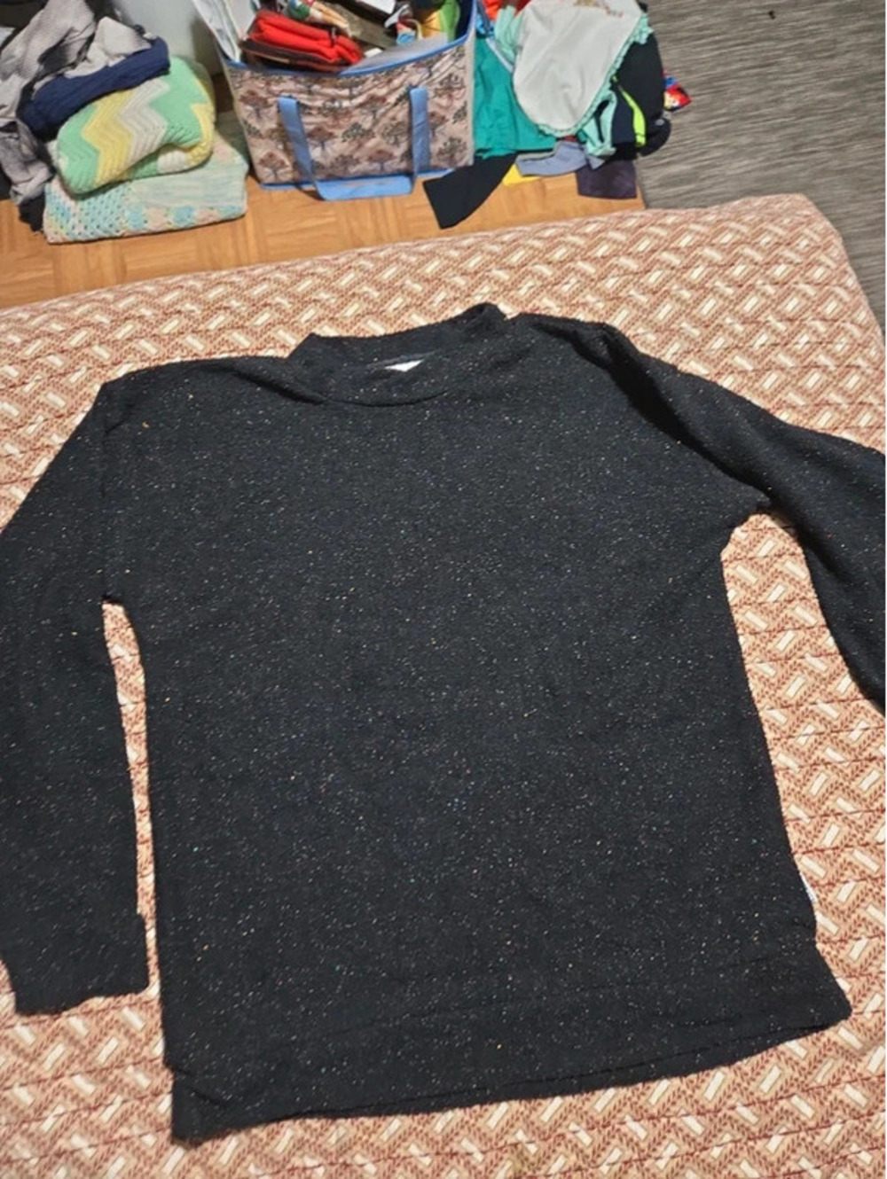 Woolly thread sweater size M